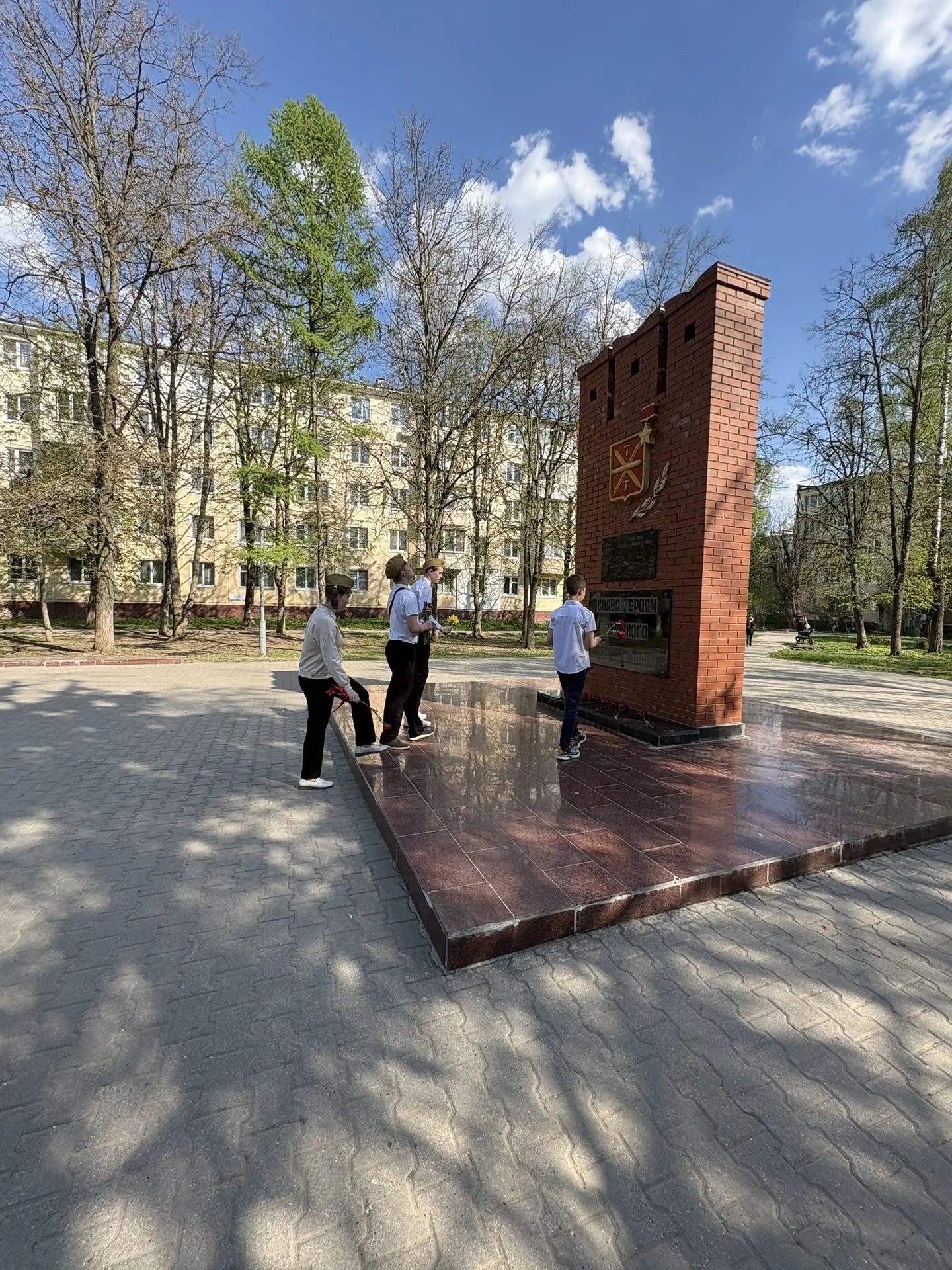 vozlozhenie-7may-2